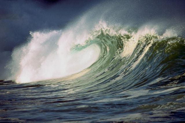 giant ocean wave breaking